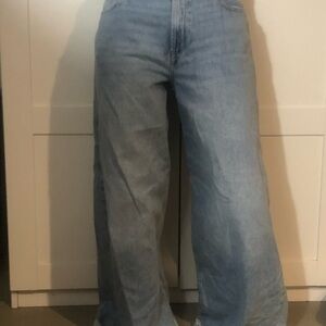 Women's Light Blue Wide-Leg Jeans